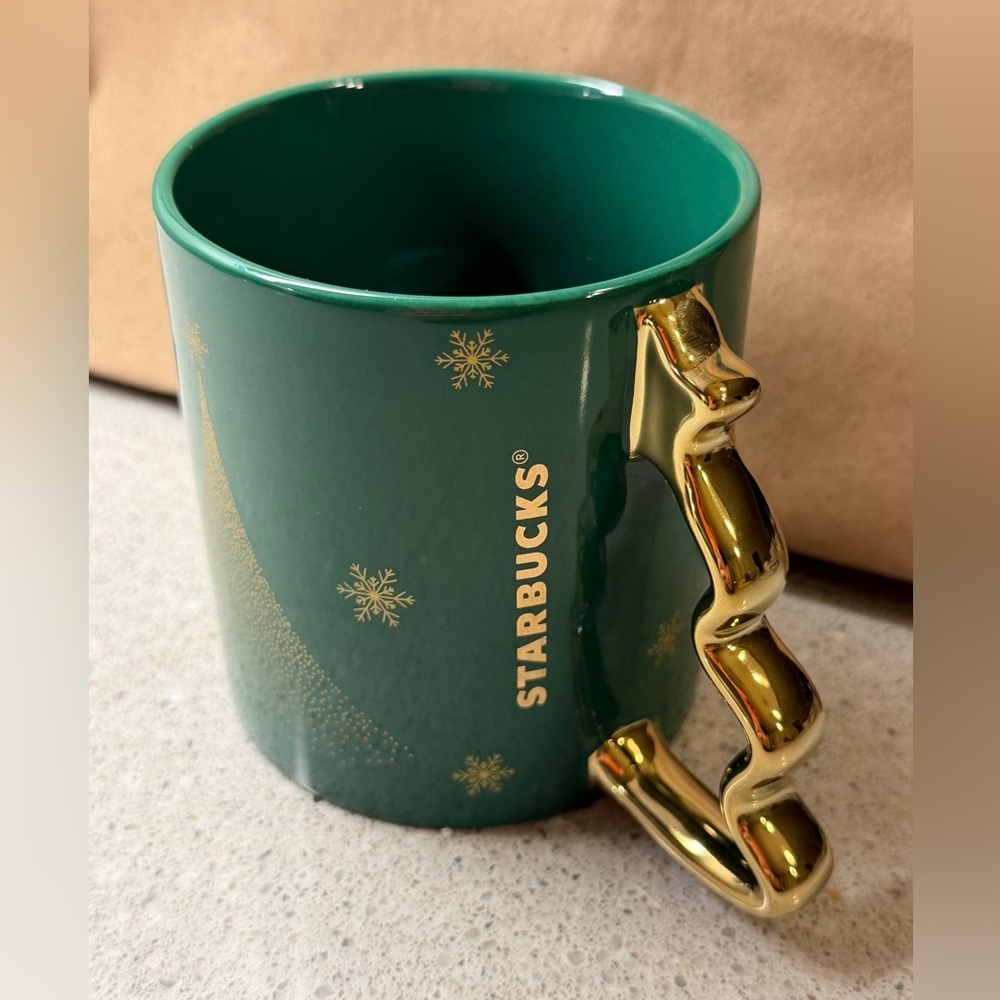 New Starbucks Christmas Limited Mug Tree Handle 2025 Holiday